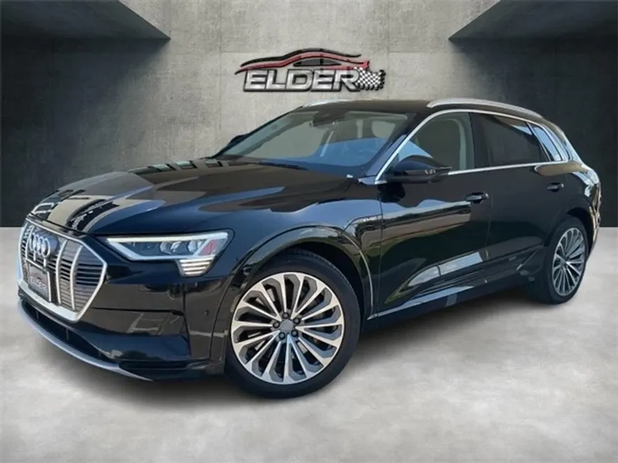 2019 Audi e-tron Prestige photo 1
