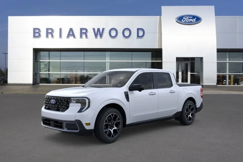 2025 Ford Maverick Lariat photo 1