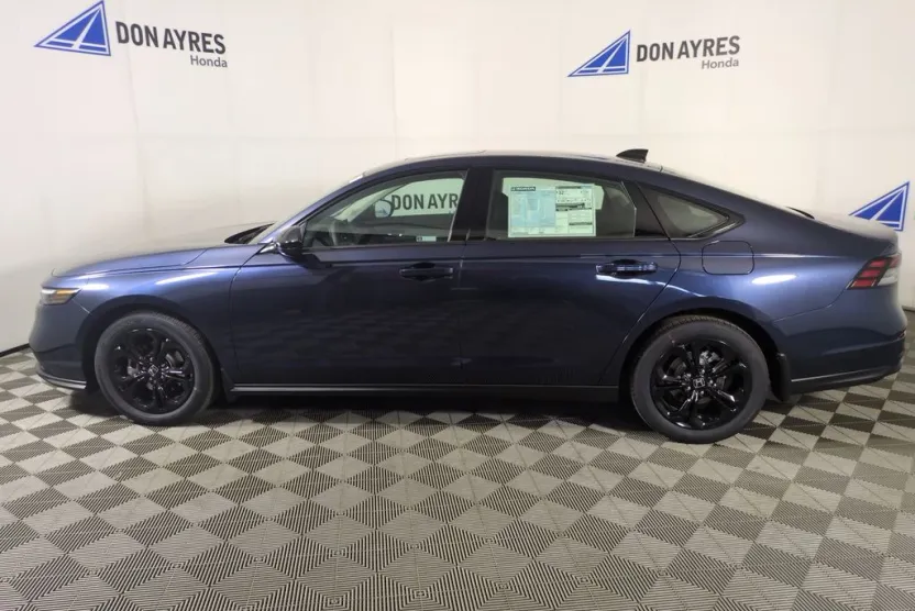 2025 Honda Accord SE photo 1