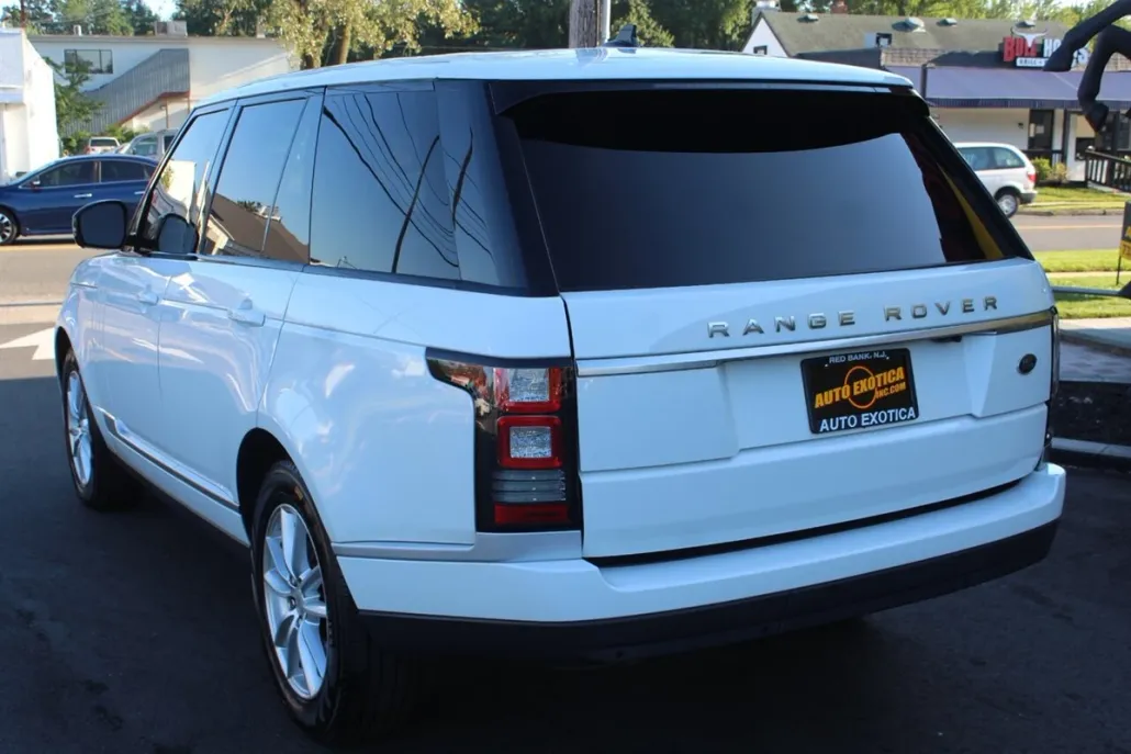 2016 Land Rover Range Rover Base photo 1