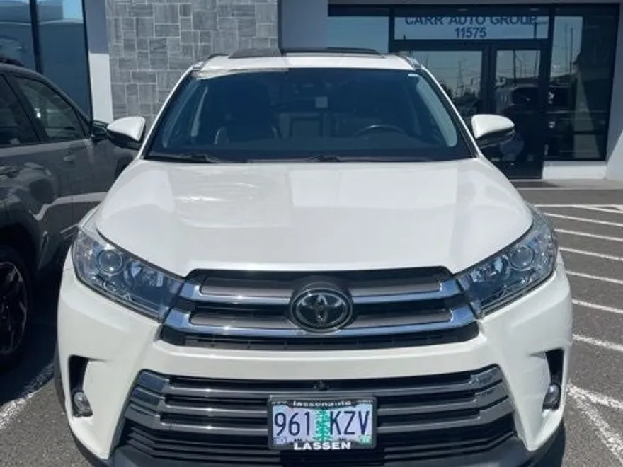 2018 Toyota Highlander Limited photo 1