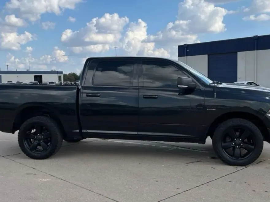 2018 Ram 1500 Big Horn photo 1