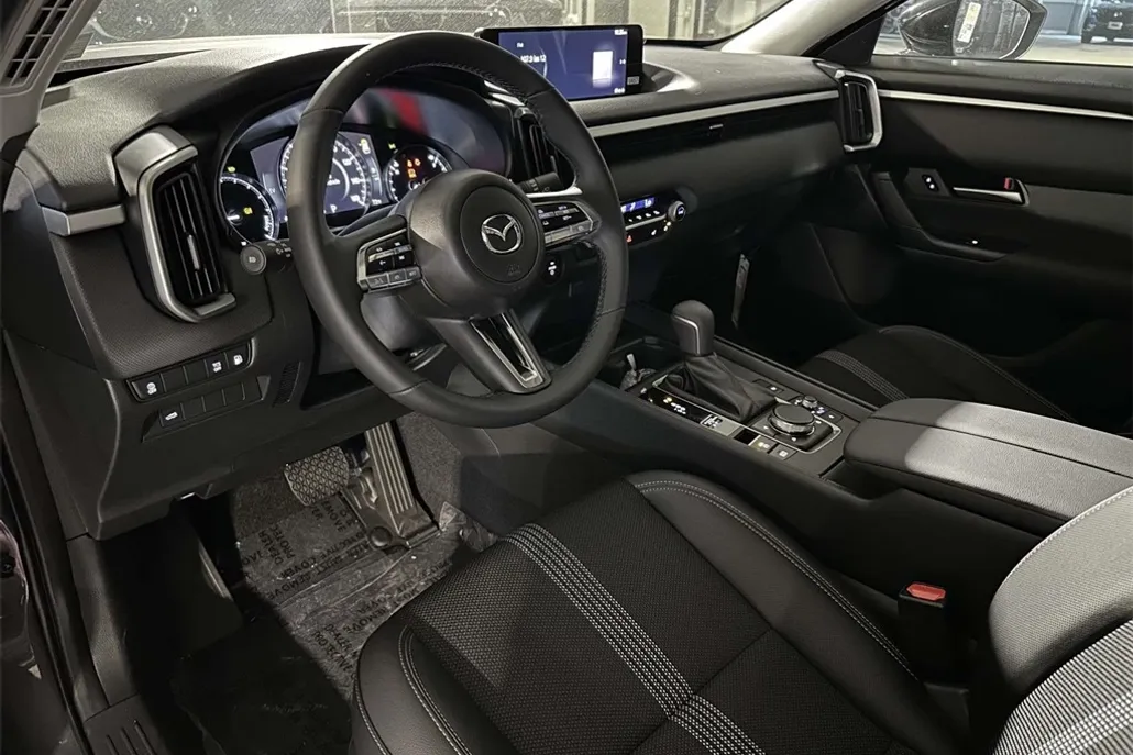 2025 Mazda CX-50 Preferred photo 1