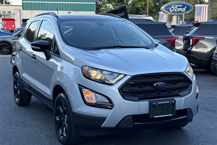 2022 Ford EcoSport SES photo 1