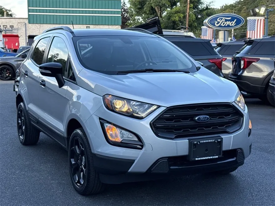 2022 Ford EcoSport SES photo 1