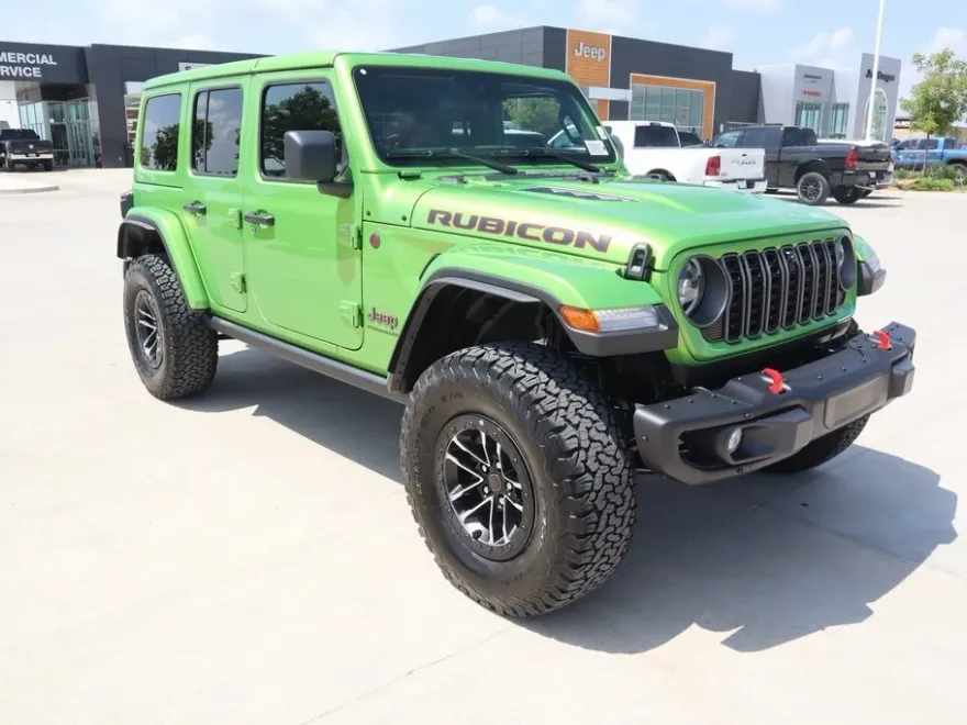 2025 Jeep Wrangler Rubicon X photo 1