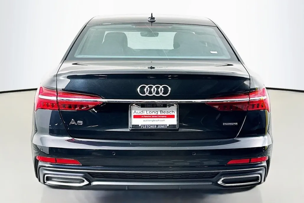 2022 Audi A6 Quattro Prestige photo 1