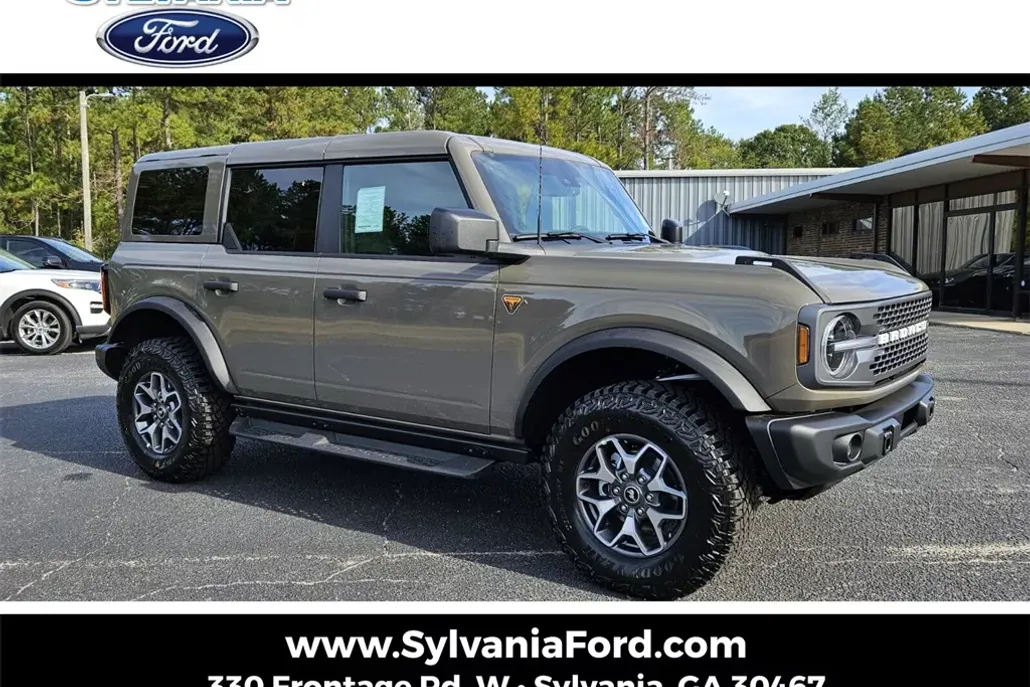 2025 Ford Bronco Badlands photo 1