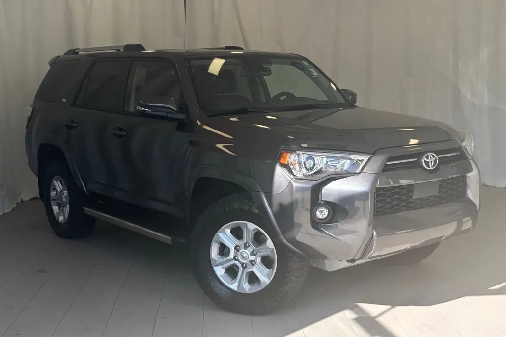2023 Toyota 4Runner SR5 Premium 4WD photo 1