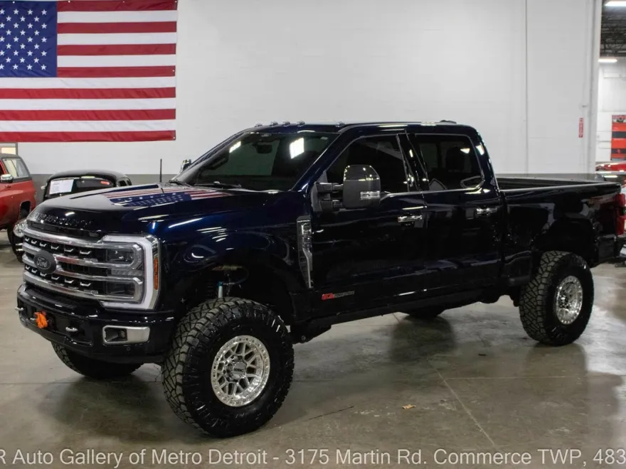 2024 Ford F-350 photo 1