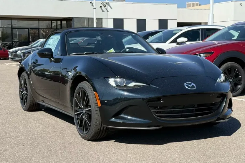 2024 Mazda MX-5 Miata Miata Grand Touring photo 1