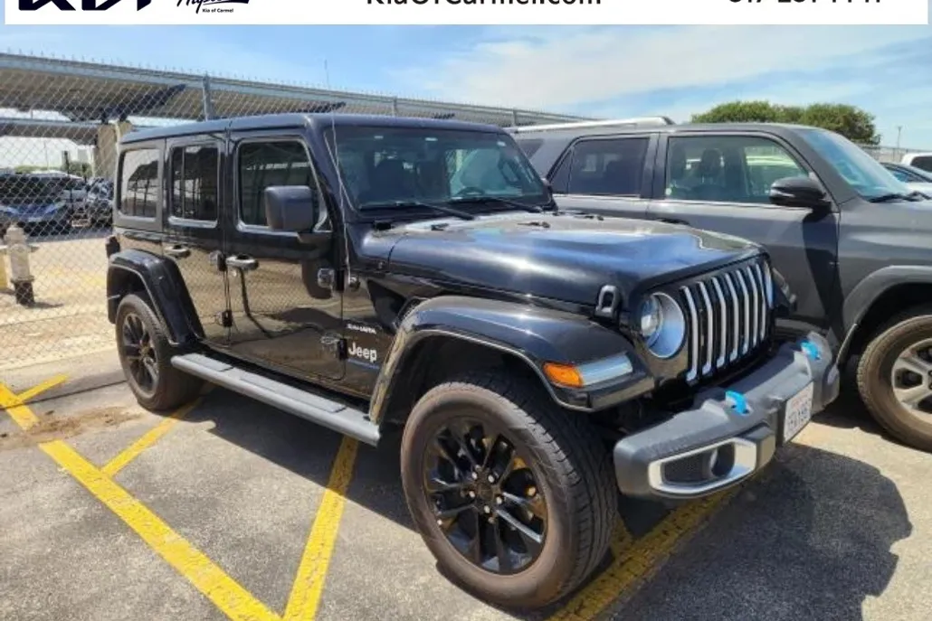 2023 Jeep Wrangler Sahara 4xe photo 1