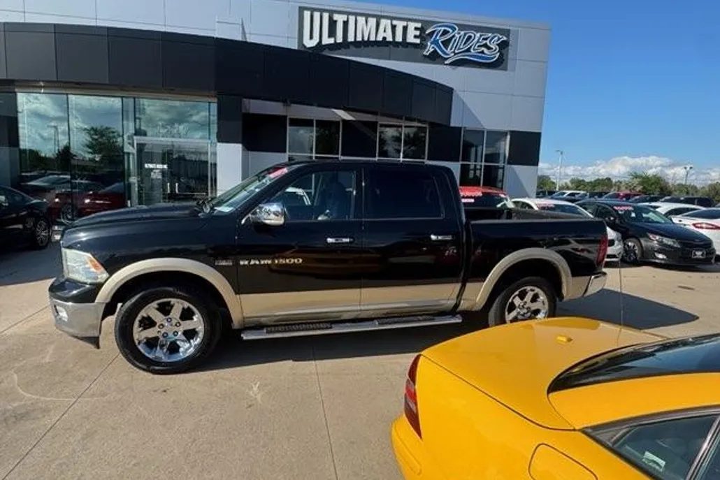 2011 Ram 1500 Laramie photo 1