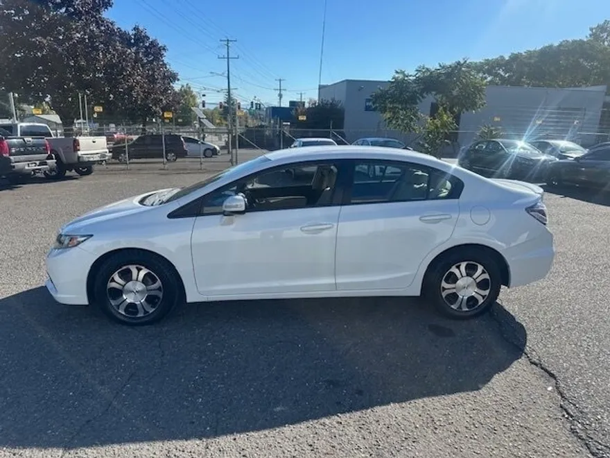 2013 Honda Civic Hybrid photo 1
