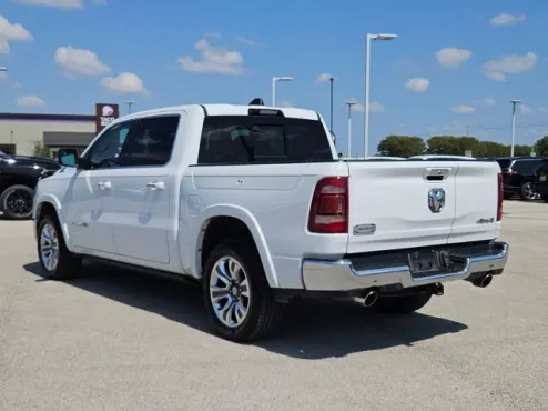2021 Ram 1500 Longhorn photo 4