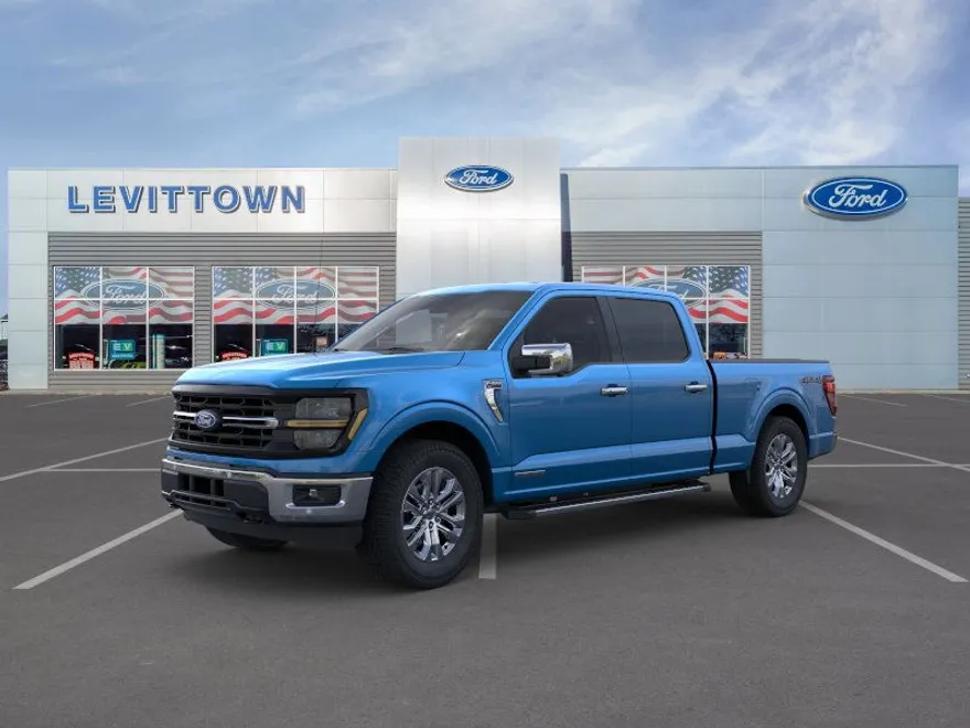 2025 Ford F-150 XLT photo 1