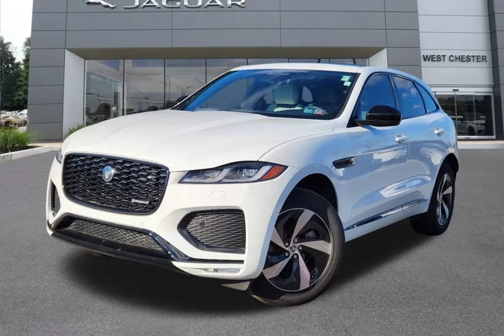 2024 Jaguar F-PACE P250 R-Dynamic S photo 1