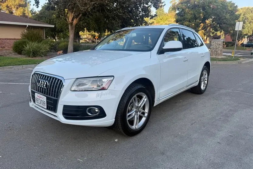 2015 Audi Q5 2.0T Premium Plus photo 1