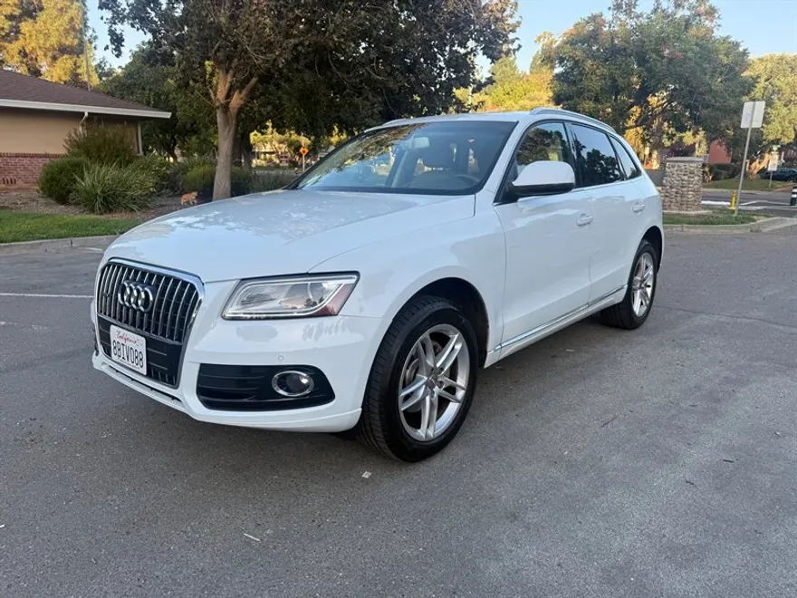 2015 Audi Q5 2.0T Premium Plus photo 1