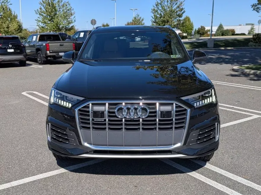 2022 Audi Q7 55 Premium Plus photo 1