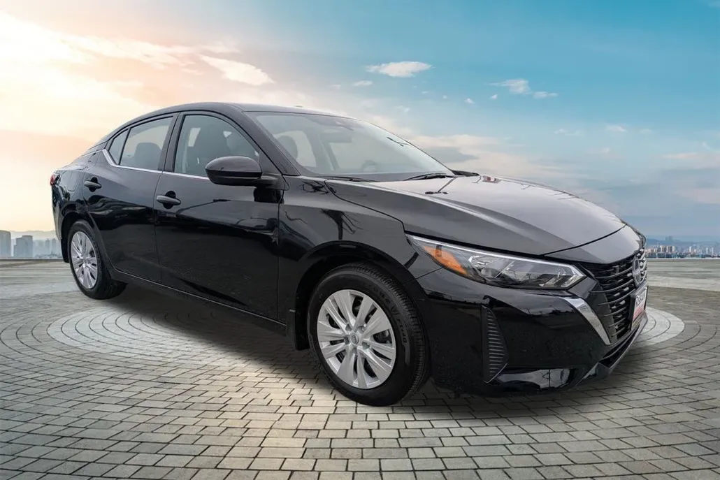 2025 Nissan Sentra S photo 1