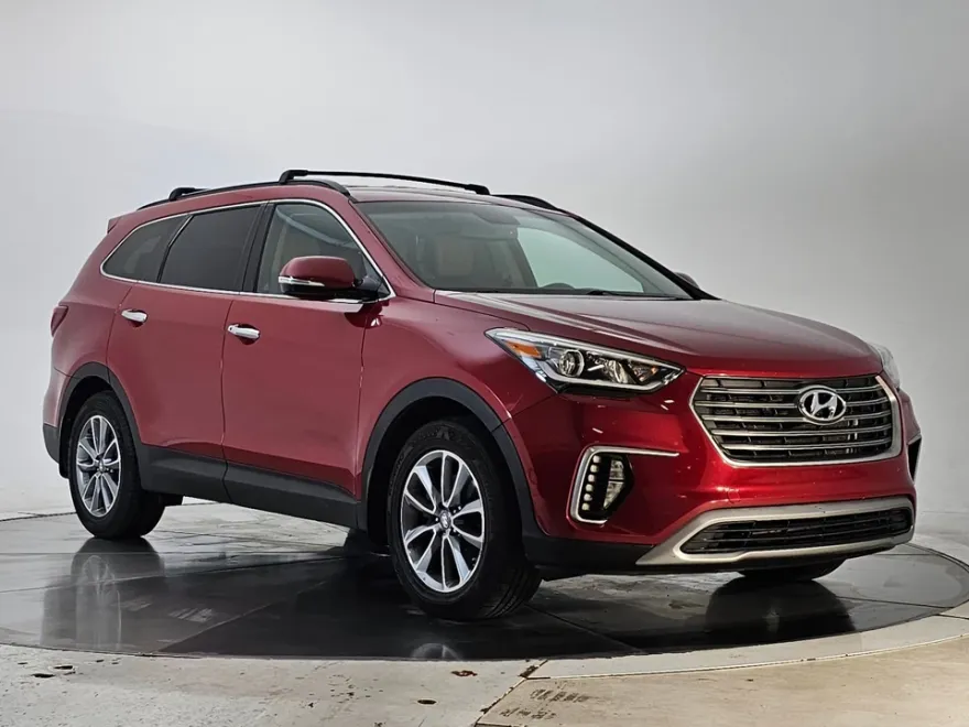 2017 Hyundai Santa Fe Limited photo 1