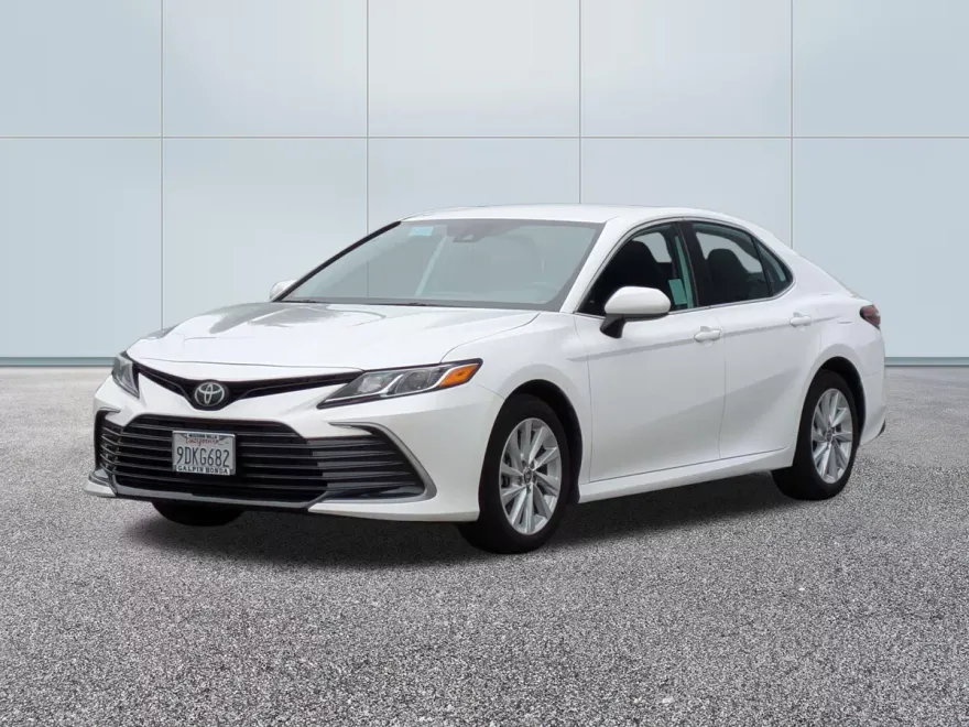 2023 Toyota Corolla Hybrid LE photo 1