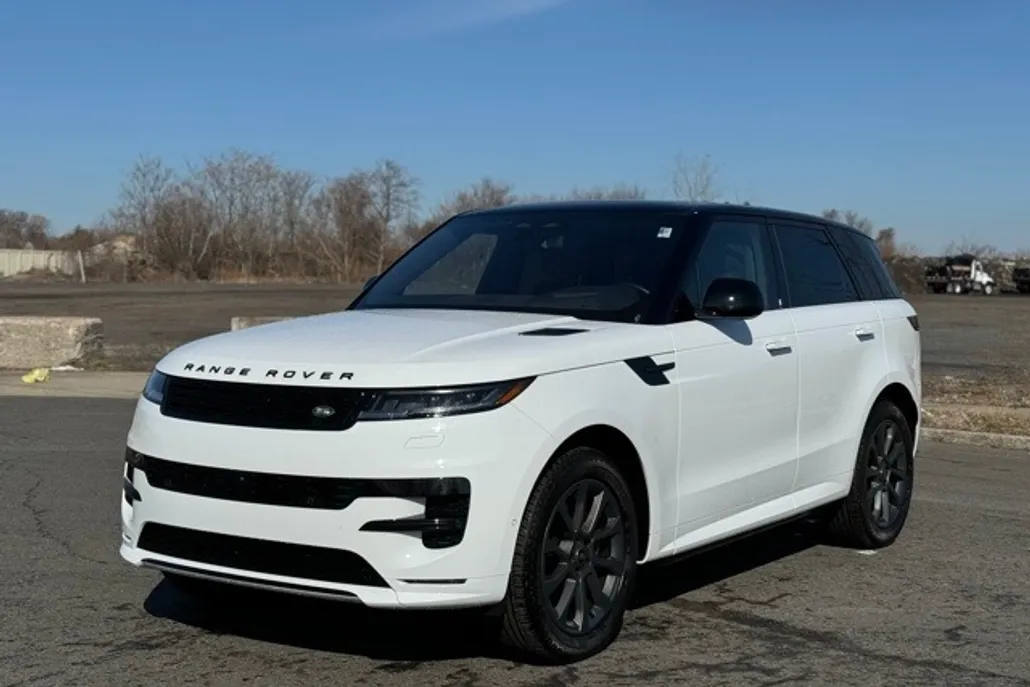 2023 Land Rover Range Rover Sport SE photo 1