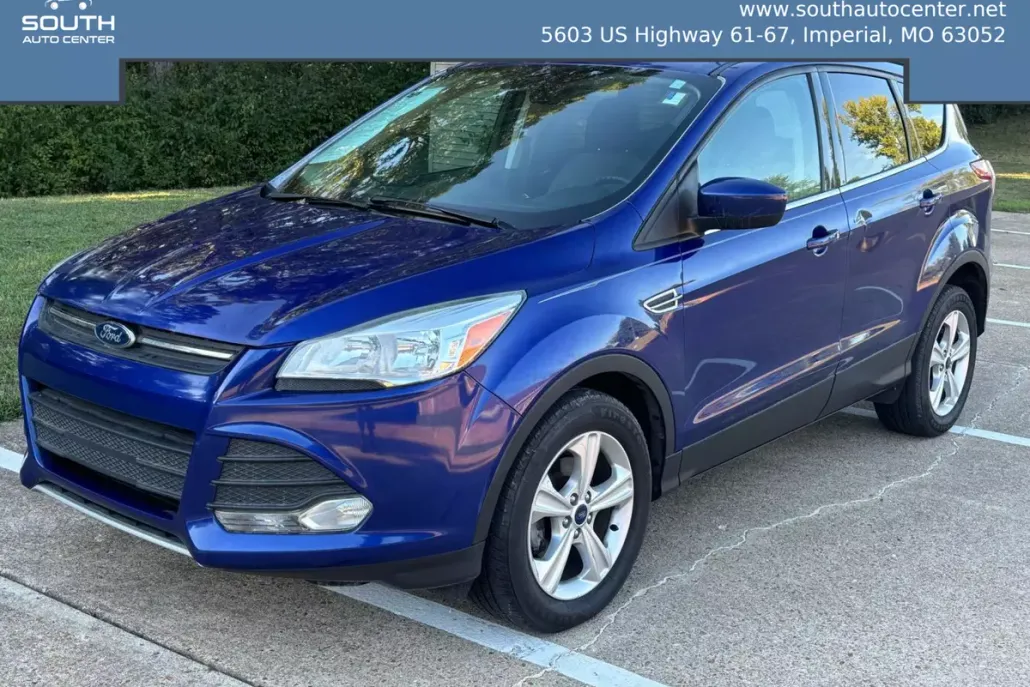 2015 Ford Escape SE Sport photo 1