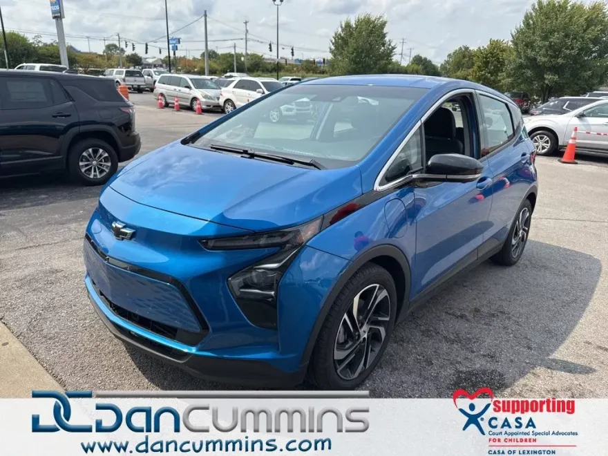 2023 Chevrolet Bolt EV 2LT photo 1