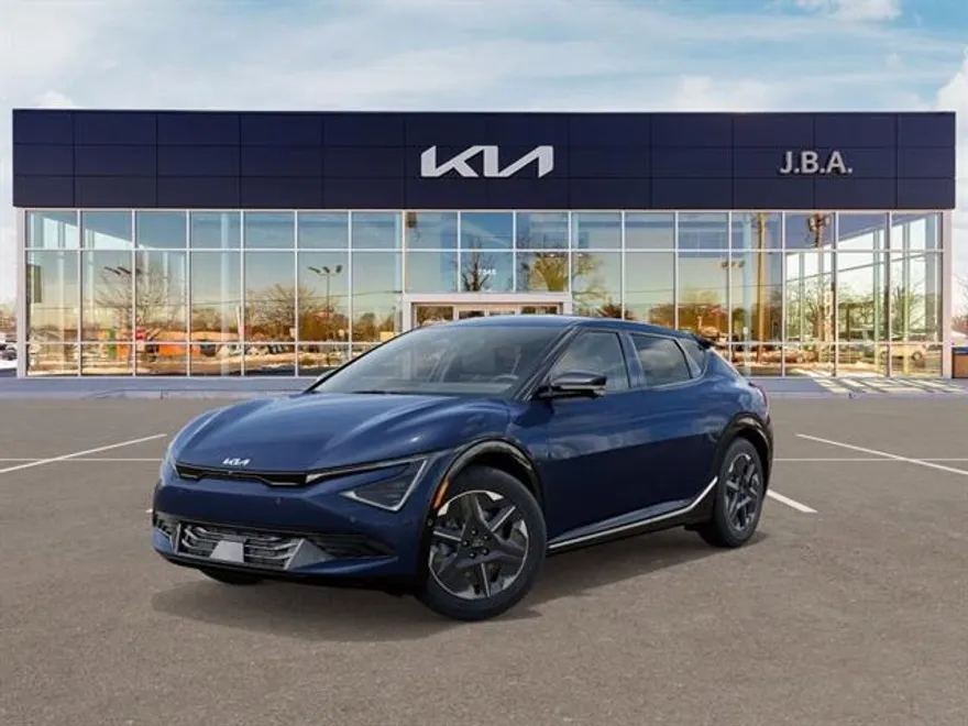 2025 Kia EV6 Light photo 1