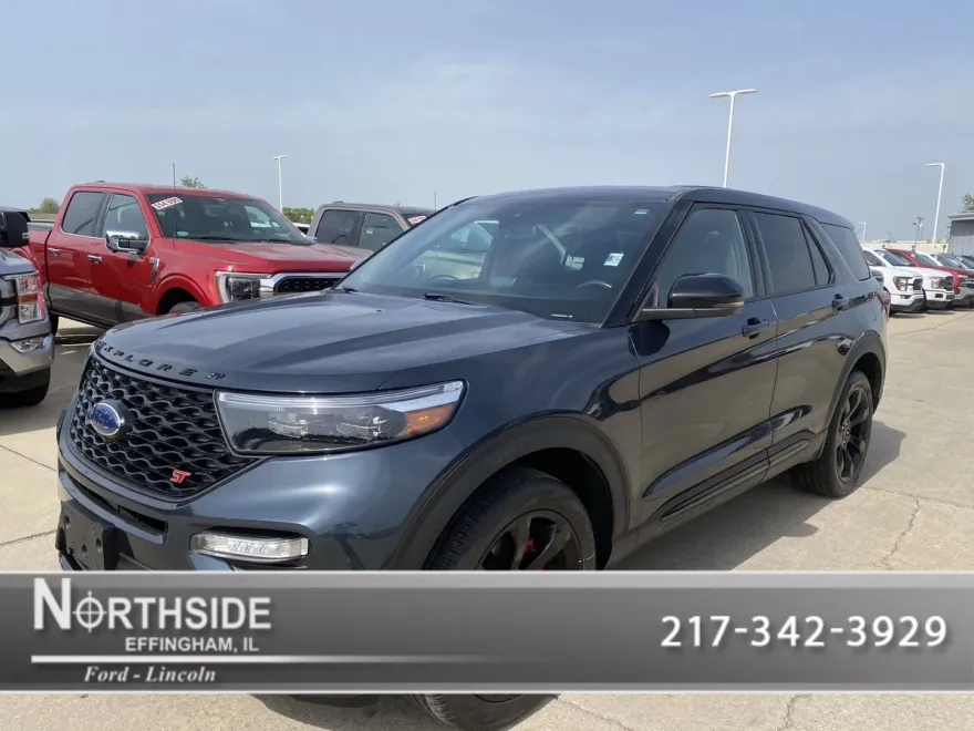 2022 Ford Explorer ST photo 1