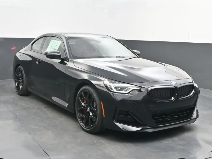 2025 Bmw 230i photo 1