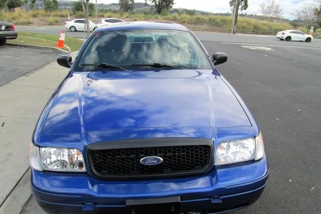 2011 Ford Crown Victoria Police Interceptor photo 1