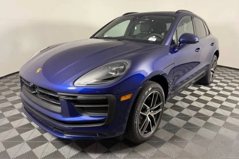 2026 Porsche Macan S photo 1