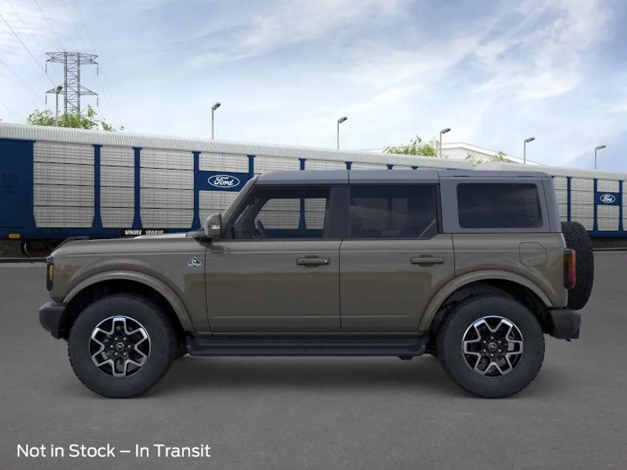 2025 Ford Bronco Outer Banks photo 1