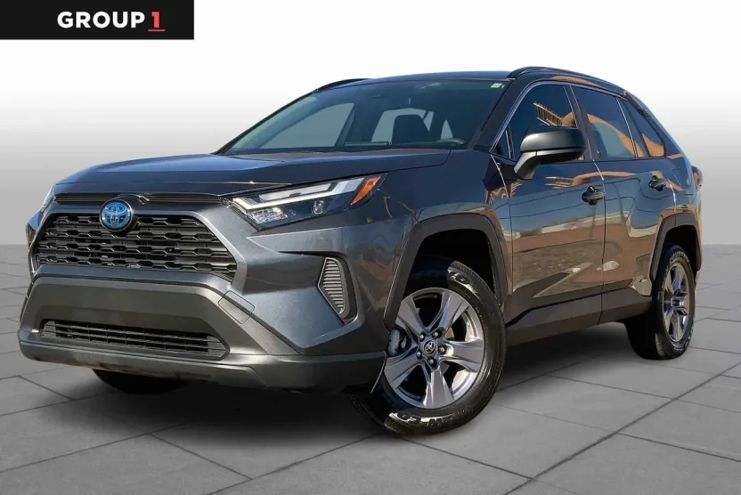 2023 Toyota RAV4 Hybrid LE photo 1