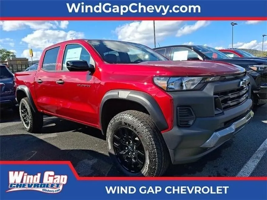 2026 Chevrolet Colorado Trail Boss photo 1