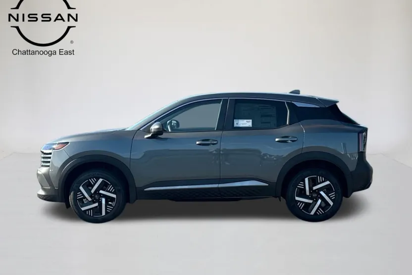 2025 Nissan Kicks SV photo 1