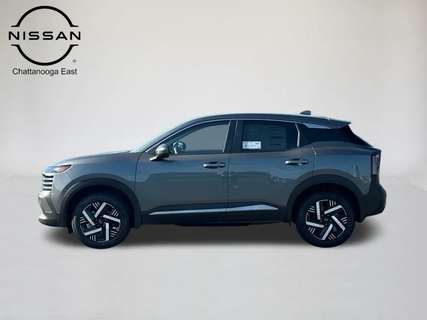 2025 Nissan Kicks SV photo 1