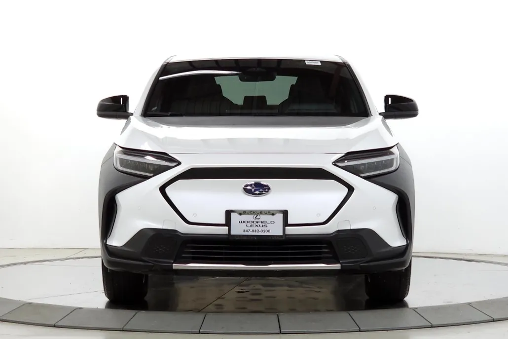 2023 Subaru Solterra Premium photo 1