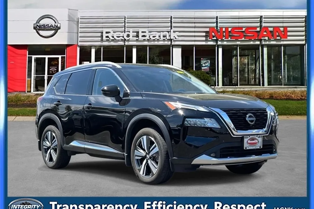 2022 Nissan Rogue Platinum photo 1