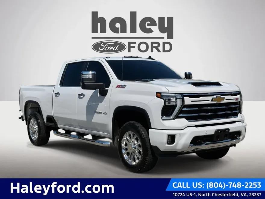 2025 Chevrolet Silverado 2500HD LT photo 1