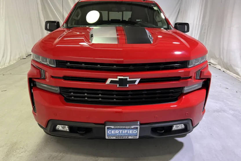 2022 Chevrolet Silverado 1500 RST photo 1