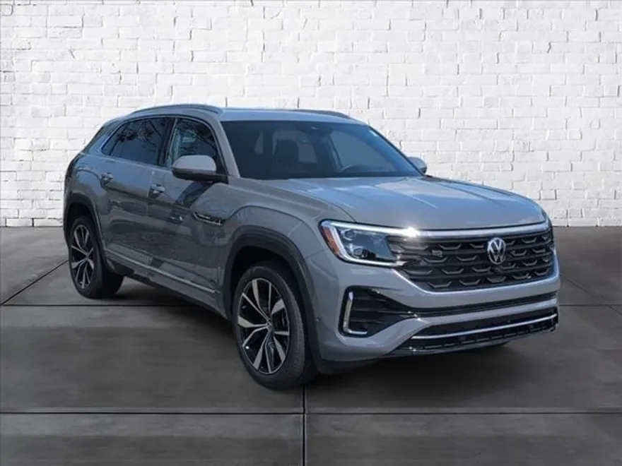 2026 Volkswagen Atlas Cross Sport SEL Premium R-Line photo 1