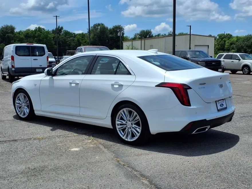 2024 Cadillac CT4 Premium Luxury photo 1