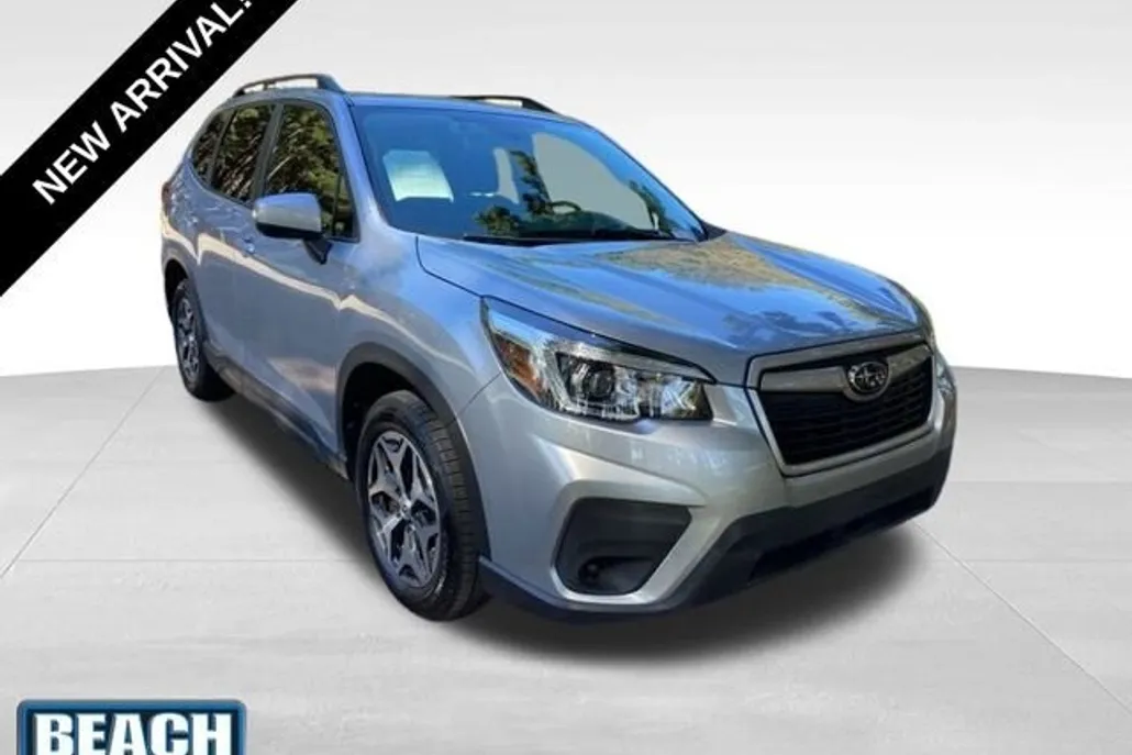 2020 Subaru Forester Premium photo 1