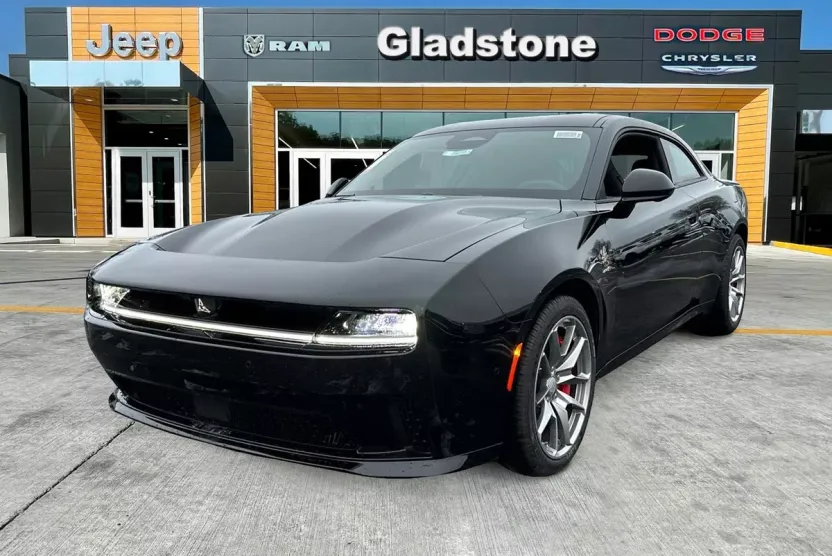 2025 Dodge Charger R/T Scat Pack photo 1