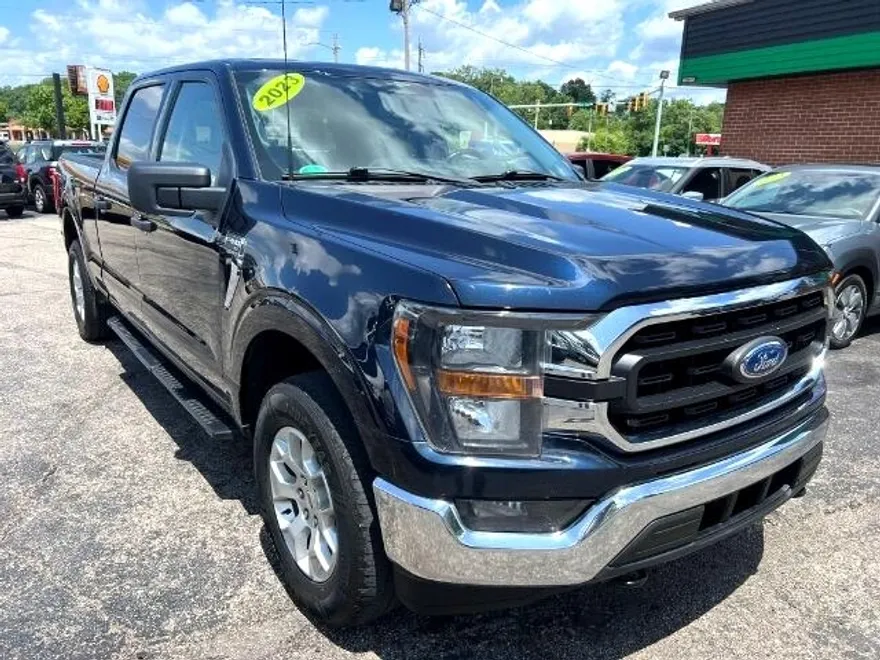 2023 Ford F-150 XLT photo 1