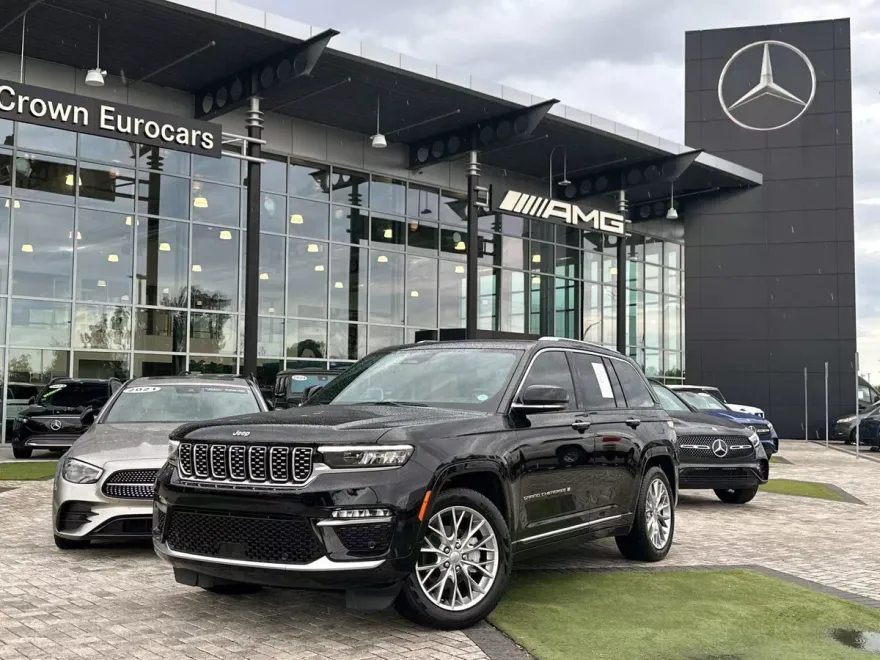 2024 Jeep Grand Cherokee Summit photo 1